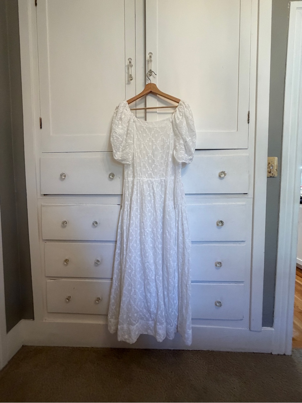 Loeffler Randal White Embroidered Puff-Sleeve Maxi Dress